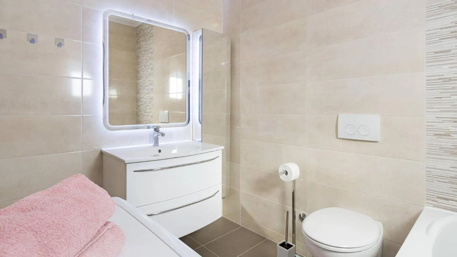 Cozy Apartments Alexandra For Relaxed Vacation Pula 0*,  Kroatien