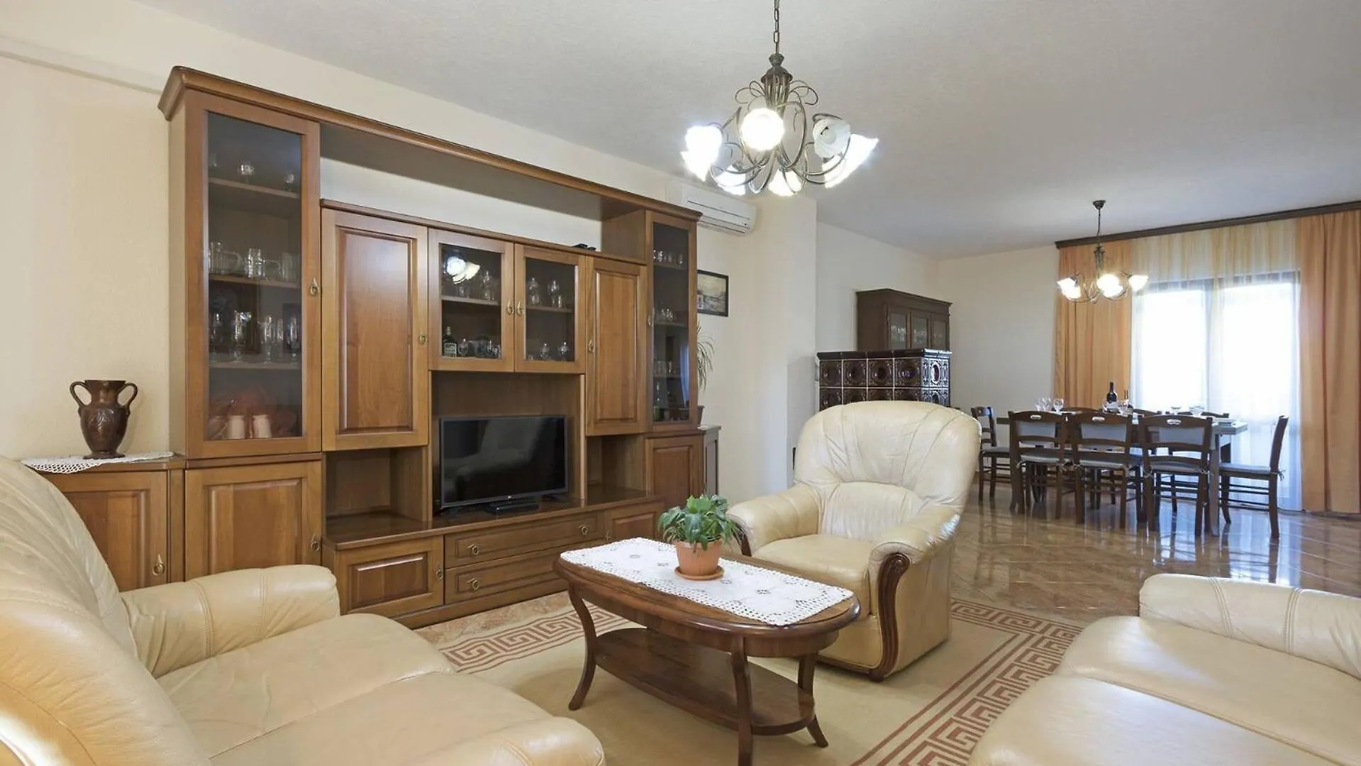 Cozy Apartments Alexandra For Relaxed Vacation Pula